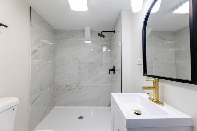 21641 Gailine Avenue, Sauk Village, IL 60411