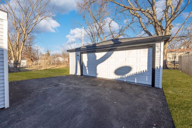 21641 Gailine Avenue, Sauk Village, IL 60411