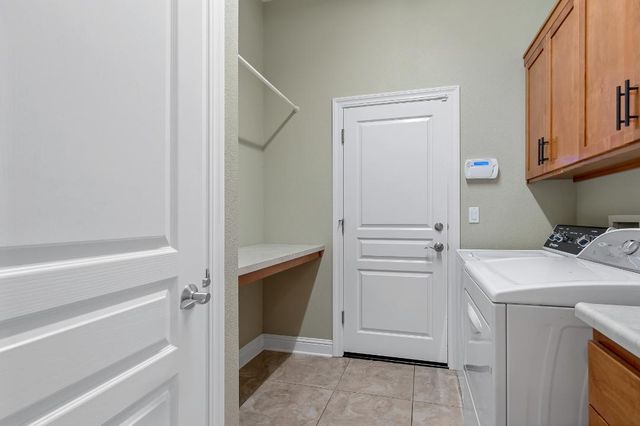 3685 Wimbledon Drive, Redding, CA 96002