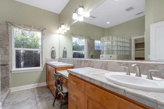 3685 Wimbledon Drive, Redding, CA 96002