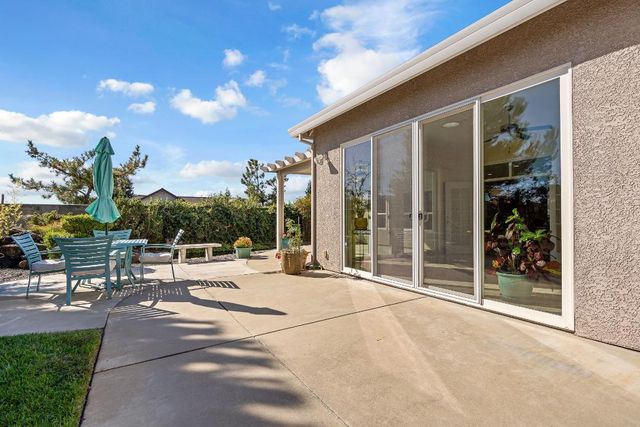 3685 Wimbledon Drive, Redding, CA 96002