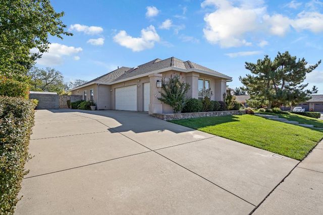 3685 Wimbledon Drive, Redding, CA 96002