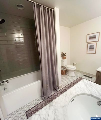 2752 Cole Rd S, Salem, OR 97306