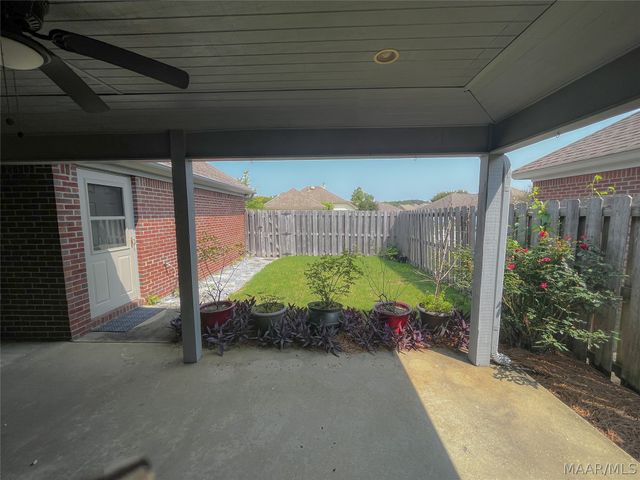 8906 Stoneridge Place, Montgomery, AL 36117