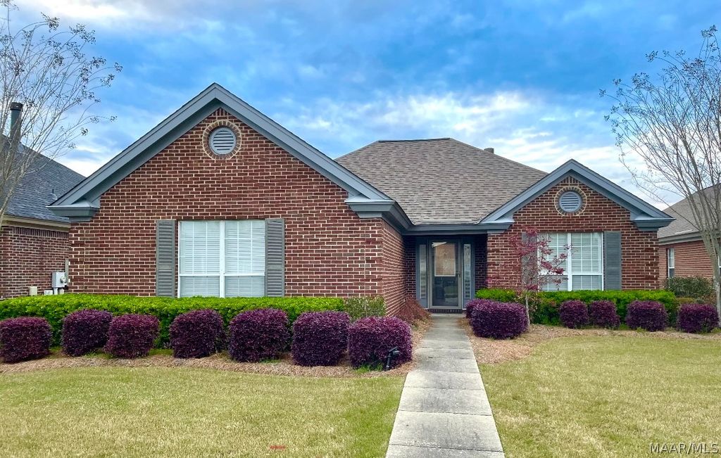 8906 Stoneridge Place, Montgomery, AL 36117