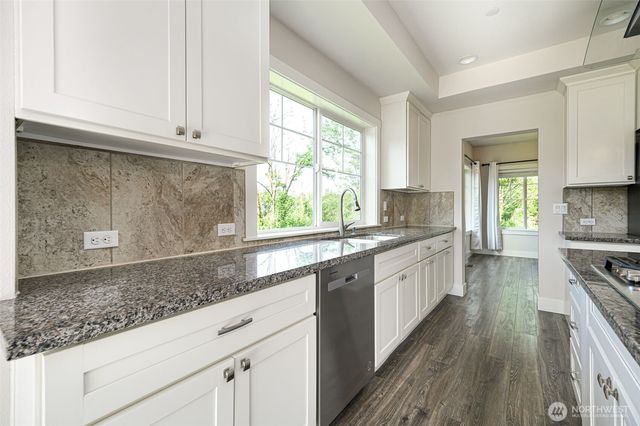 7663 S 132nd Street, Seattle, WA 98178