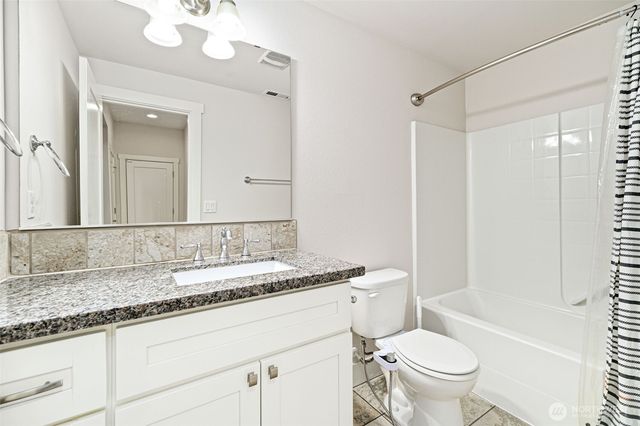 7663 S 132nd Street, Seattle, WA 98178