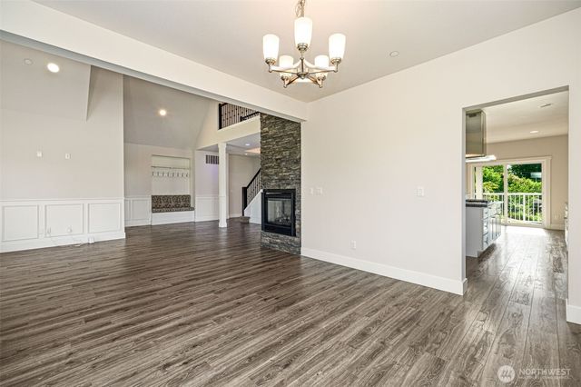 7663 S 132nd Street, Seattle, WA 98178