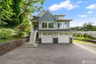7663 S 132nd Street, Seattle, WA 98178