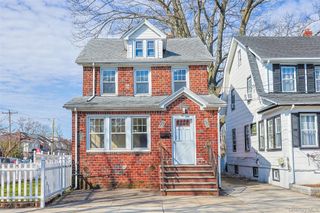 96 Colonial Road, Floral Park, NY 11001