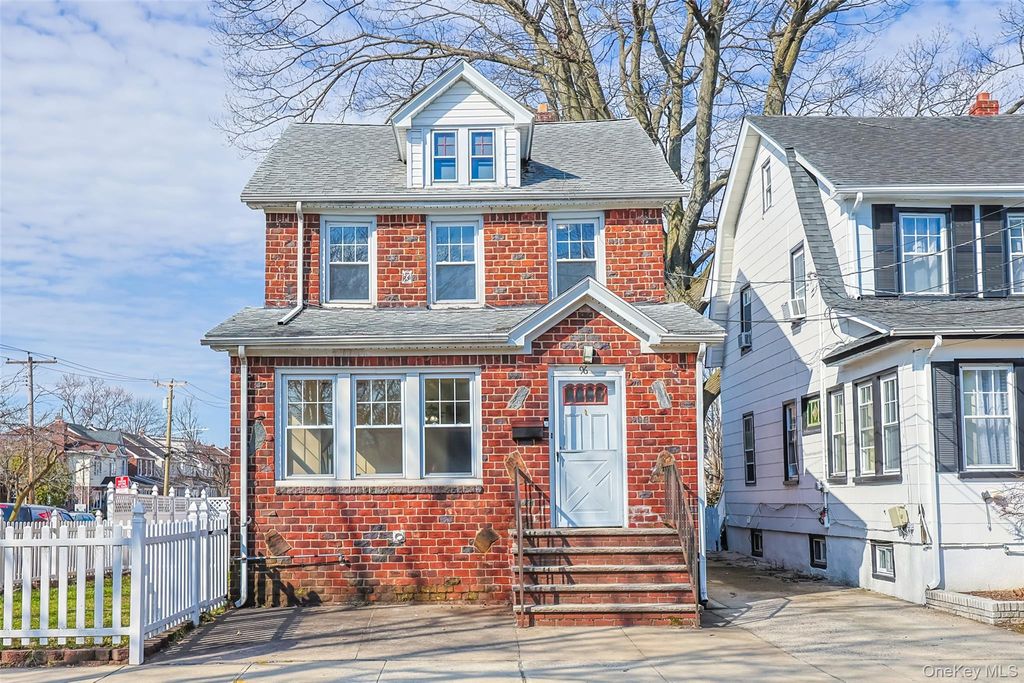 96 Colonial Road, Floral Park, NY 11001