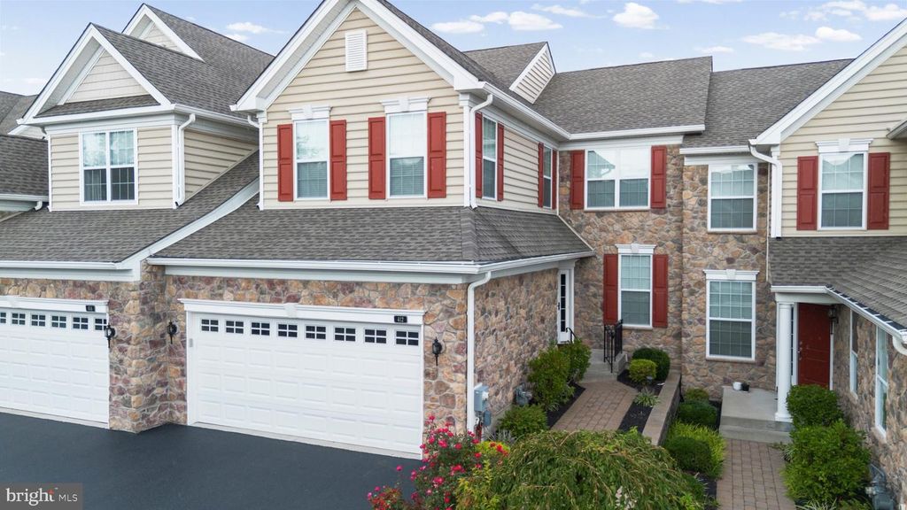 412 SHENANDOAH DR, Collegeville, PA 19426