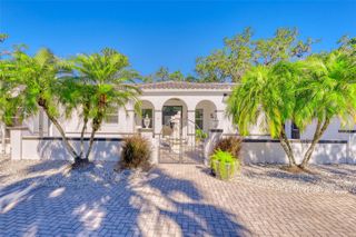 13483 HERITAGE WAY, Sarasota, FL 34240