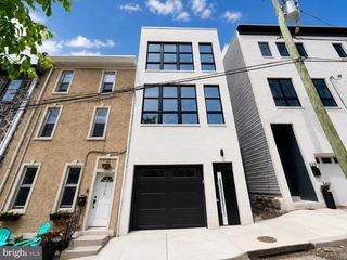 330 CARSON ST, Philadelphia, PA 19128