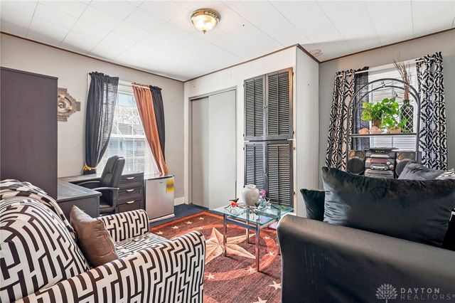 123 W Hudson Avenue, Dayton, OH 45405