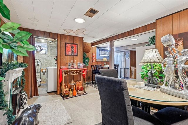 123 W Hudson Avenue, Dayton, OH 45405