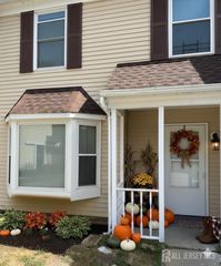 31 Van Pelt Court, East Brunswick, NJ 08816