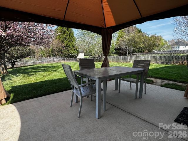 10346 Falling Leaf Drive NW, Concord, NC 28027