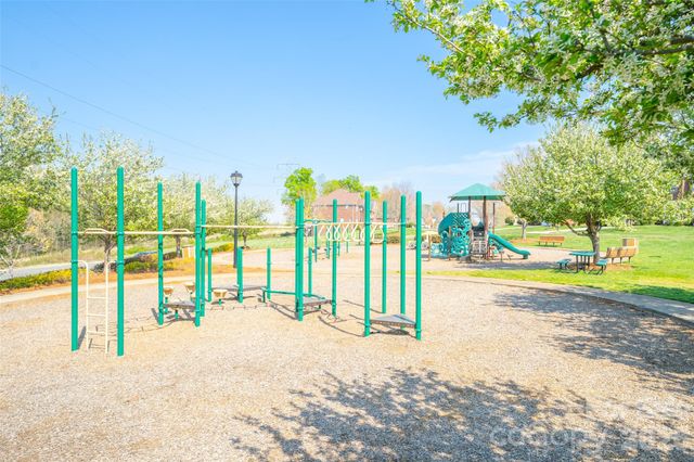 10346 Falling Leaf Drive NW, Concord, NC 28027