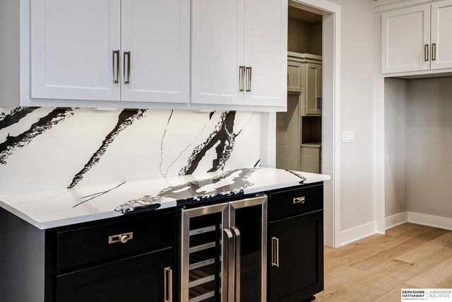 5802 N 213th Avenue, Elkhorn, NE 68022