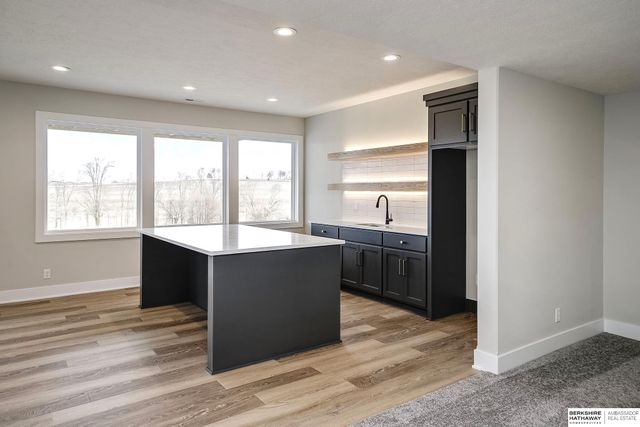 5802 N 213th Avenue, Elkhorn, NE 68022