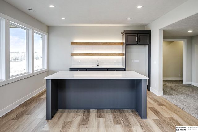 5802 N 213th Avenue, Elkhorn, NE 68022