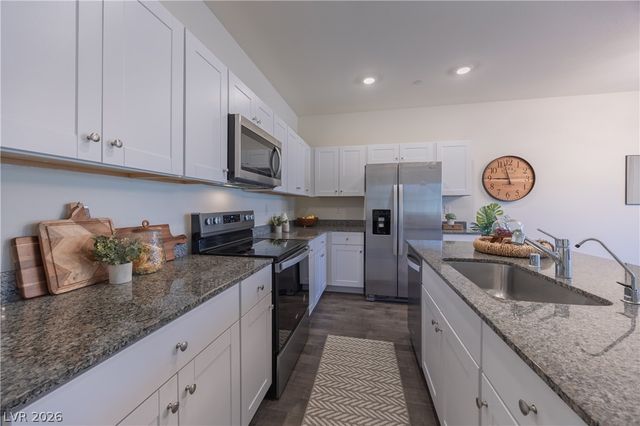 544 Thistleberry Avenue, Henderson, NV 89044