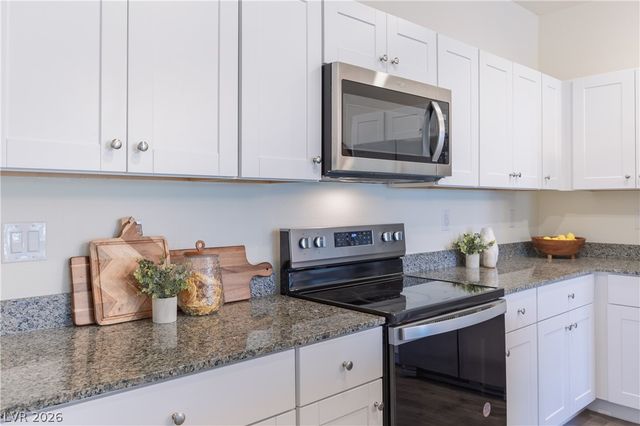 544 Thistleberry Avenue, Henderson, NV 89044