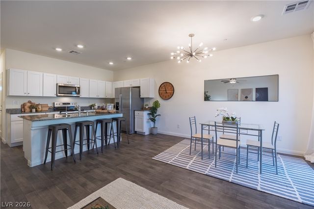 544 Thistleberry Avenue, Henderson, NV 89044