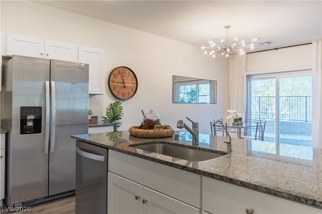 544 Thistleberry Avenue, Henderson, NV 89044