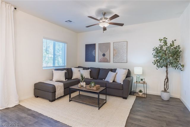 544 Thistleberry Avenue, Henderson, NV 89044