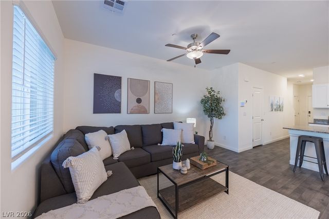 544 Thistleberry Avenue, Henderson, NV 89044