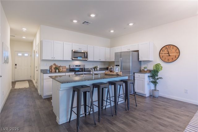 544 Thistleberry Avenue, Henderson, NV 89044