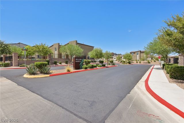 544 Thistleberry Avenue, Henderson, NV 89044