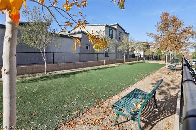 544 Thistleberry Avenue, Henderson, NV 89044