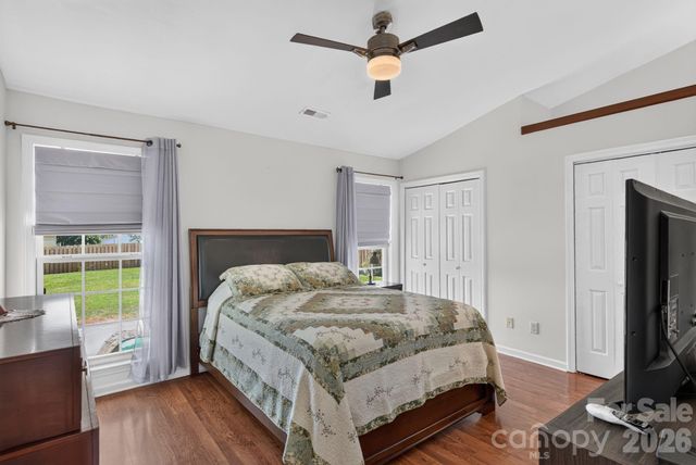 906 Woodhill Drive, Fletcher, NC 28732