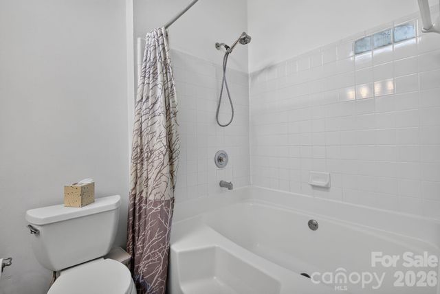 906 Woodhill Drive, Fletcher, NC 28732
