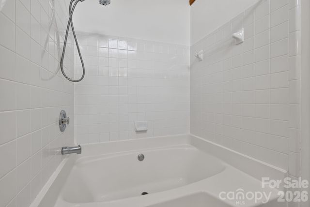 906 Woodhill Drive, Fletcher, NC 28732