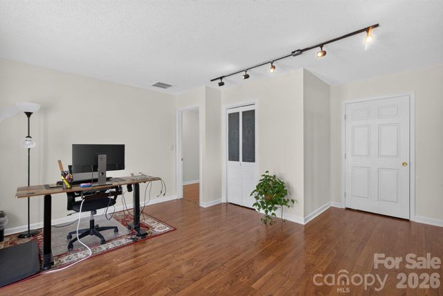 906 Woodhill Drive, Fletcher, NC 28732