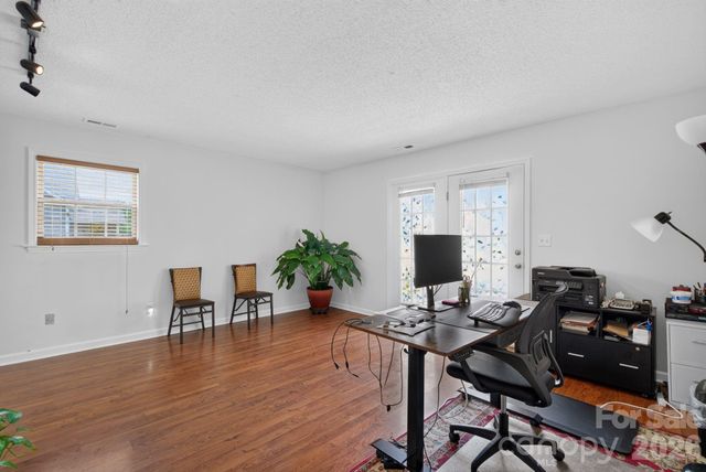 906 Woodhill Drive, Fletcher, NC 28732