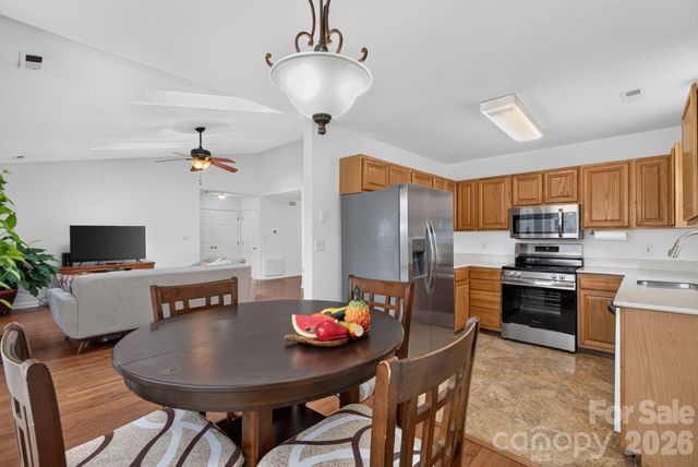 906 Woodhill Drive, Fletcher, NC 28732