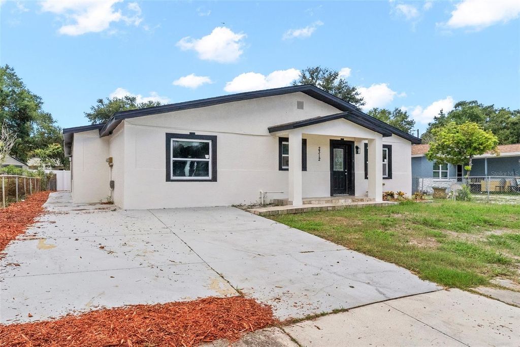 Image 3 of property listing at 2312 22ND AVENUE SW, Largo, FL 33774