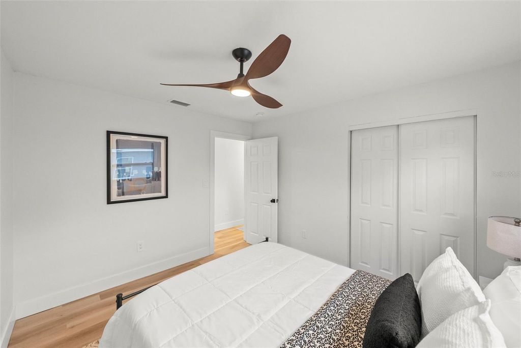 Image 45 of property listing at 2312 22ND AVENUE SW, Largo, FL 33774