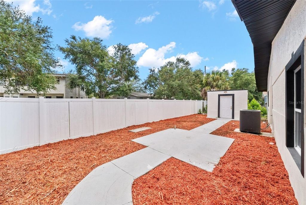 Image 47 of property listing at 2312 22ND AVENUE SW, Largo, FL 33774