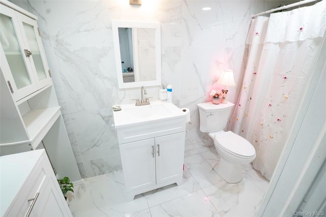 163 Orchard Road, East Patchogue, NY 11772