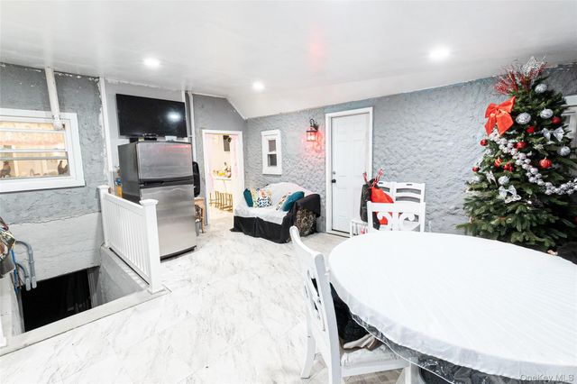 163 Orchard Road, East Patchogue, NY 11772