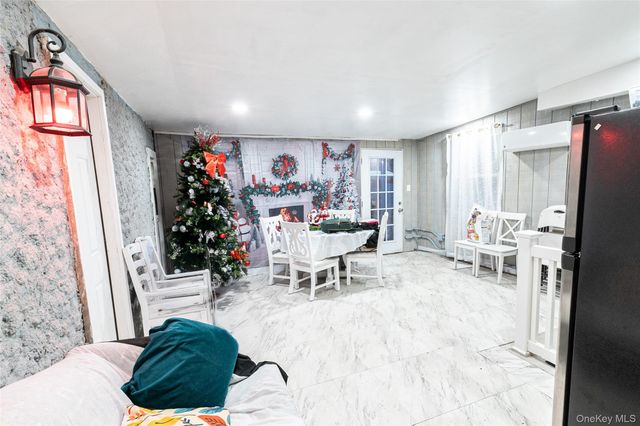 163 Orchard Road, East Patchogue, NY 11772