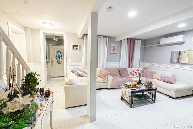 163 Orchard Road, East Patchogue, NY 11772