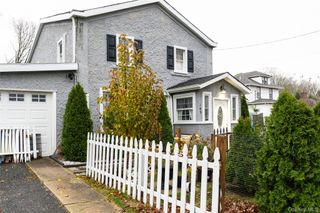 163 Orchard Road, East Patchogue, NY 11772