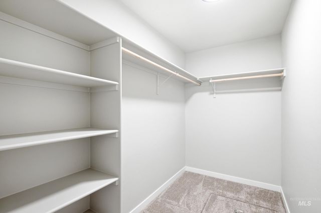 5298 E Phelps Lake Dr, Nampa, ID 83687